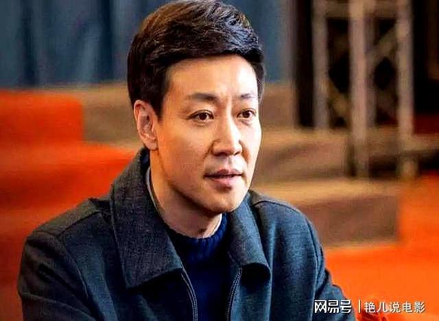 朱媛媛去世5月后,辛柏青露面!一个举动败好感,身旁美女引争议(组图) - 7