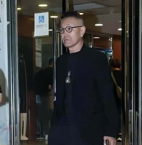 一路走好!香港老戏骨正式出殡火化,因肾衰竭离世终年67岁(组图) - 7