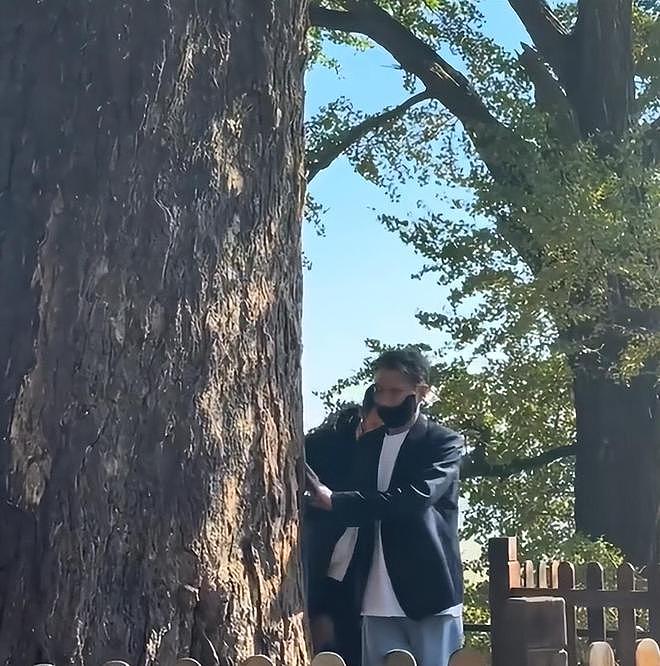 同样是悼念亡妻，把具俊晔和辛柏青放一起比较，差别怎么这么大（组图） - 18