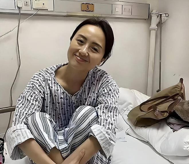 同样是悼念亡妻，把具俊晔和辛柏青放一起比较，差别怎么这么大（组图） - 2