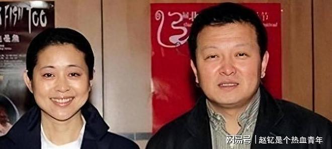 深扒之后才发现！倪萍的三婚丈夫杨亚洲，已经开始给全家人争光了（组图） - 1
