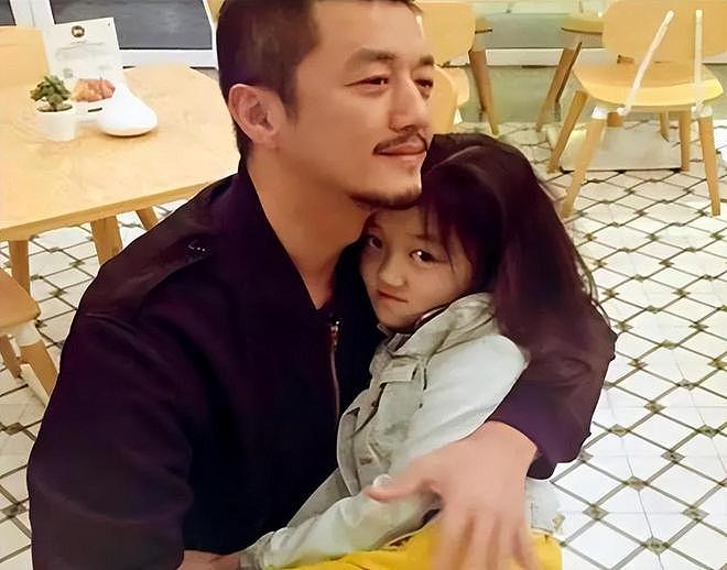 金喜爸爸撕碎李亚鹏体面,夏夏李嫣同父不同命,李嫣为父扭转乾坤(组图) - 6