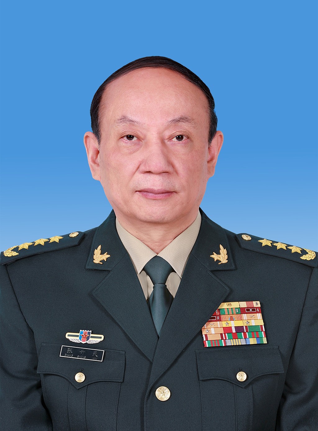 四中全会闭幕:增补张升民为中央军委副主席(组图) - 2
