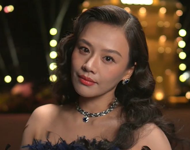 85花争锋名场面!刘亦菲杨幂同框互不搭理,一人压轴一人抢第一(组图) - 30