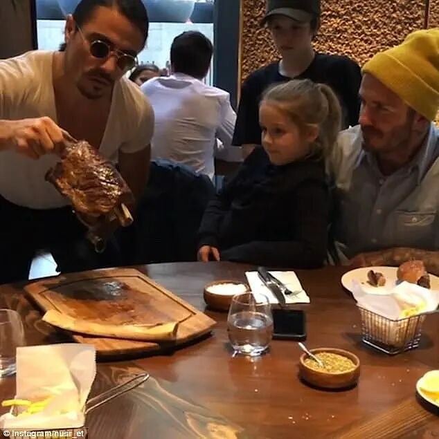 超级网红撒盐哥餐饮帝国塌了！门店狂亏540万，员工哭诉：他逼我们做足疗（组图） - 15