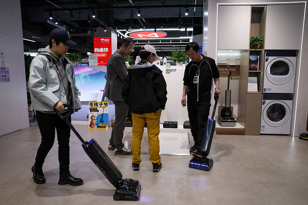 纽时:中国人不再买买买,消费低迷难题何解(组图) - 2