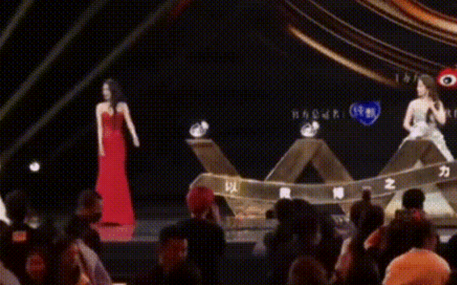 VOGUE大合照太势利：C位有人被骂德不配位，三大影后只能站角落（组图） - 19