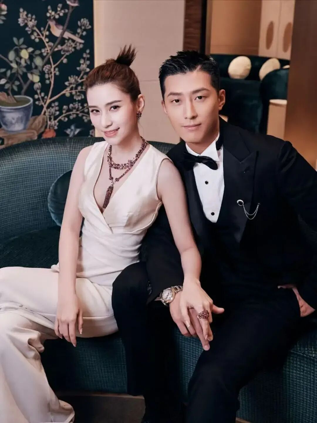 何超莲窦骁回应“婚变门”，有多少男明星栽在攀附豪门路上…（组图） - 7