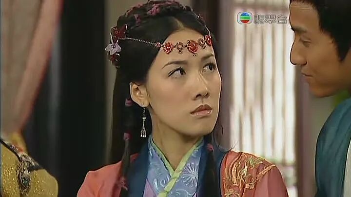 终于和男教练分了？从破产千金到事业女王，44岁TVB花旦死守男友8年，自曝恋爱细节气炸全网：拳头硬了（组图） - 11