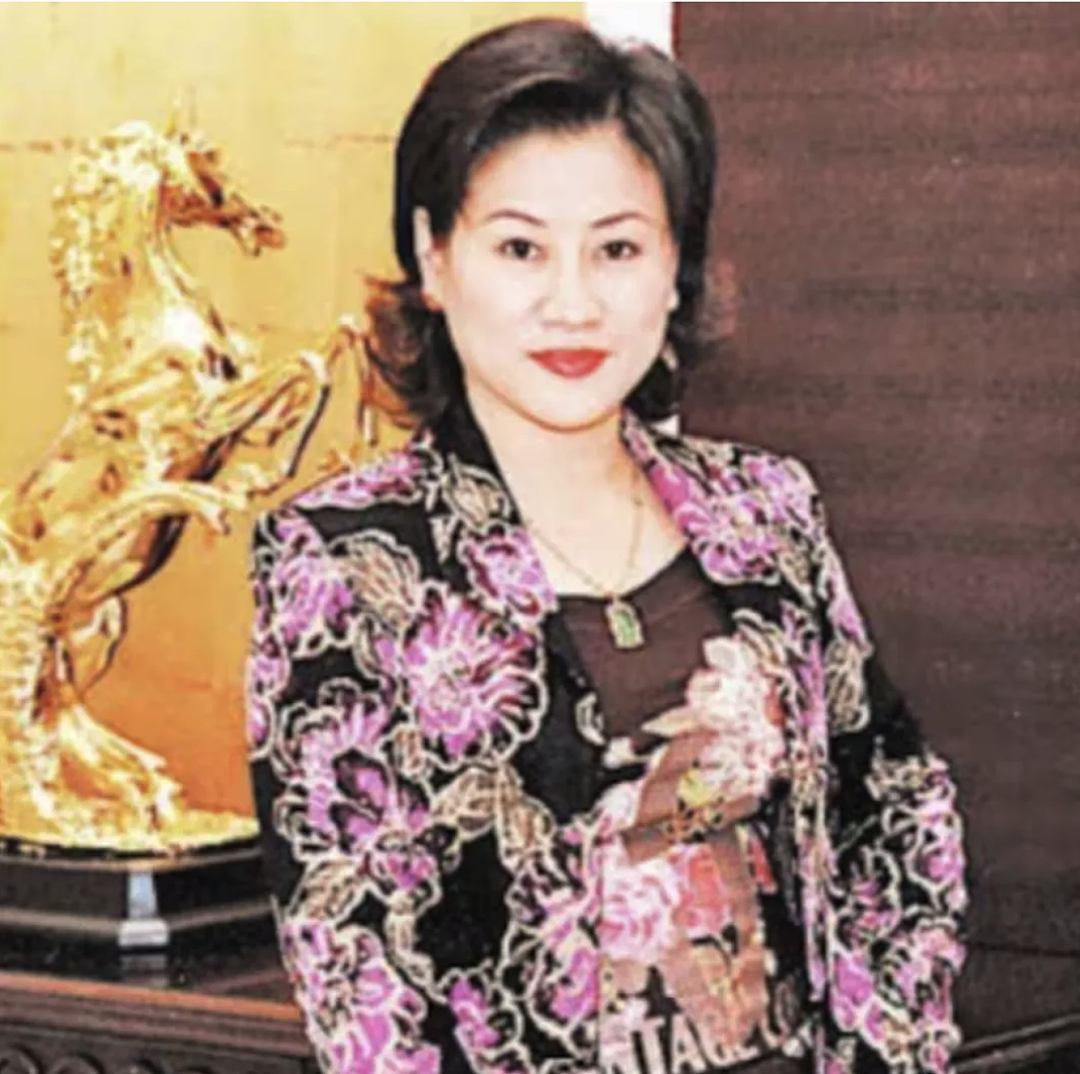 “华人女首富“败了! 接手25家theBay门店计划泡汤(组图) - 3