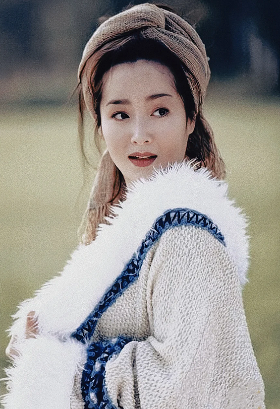 她是“东方梦露”,20岁力压林凤娇成影后,却被骗婚当三房太太,惨遭大房下降头(组图) - 7