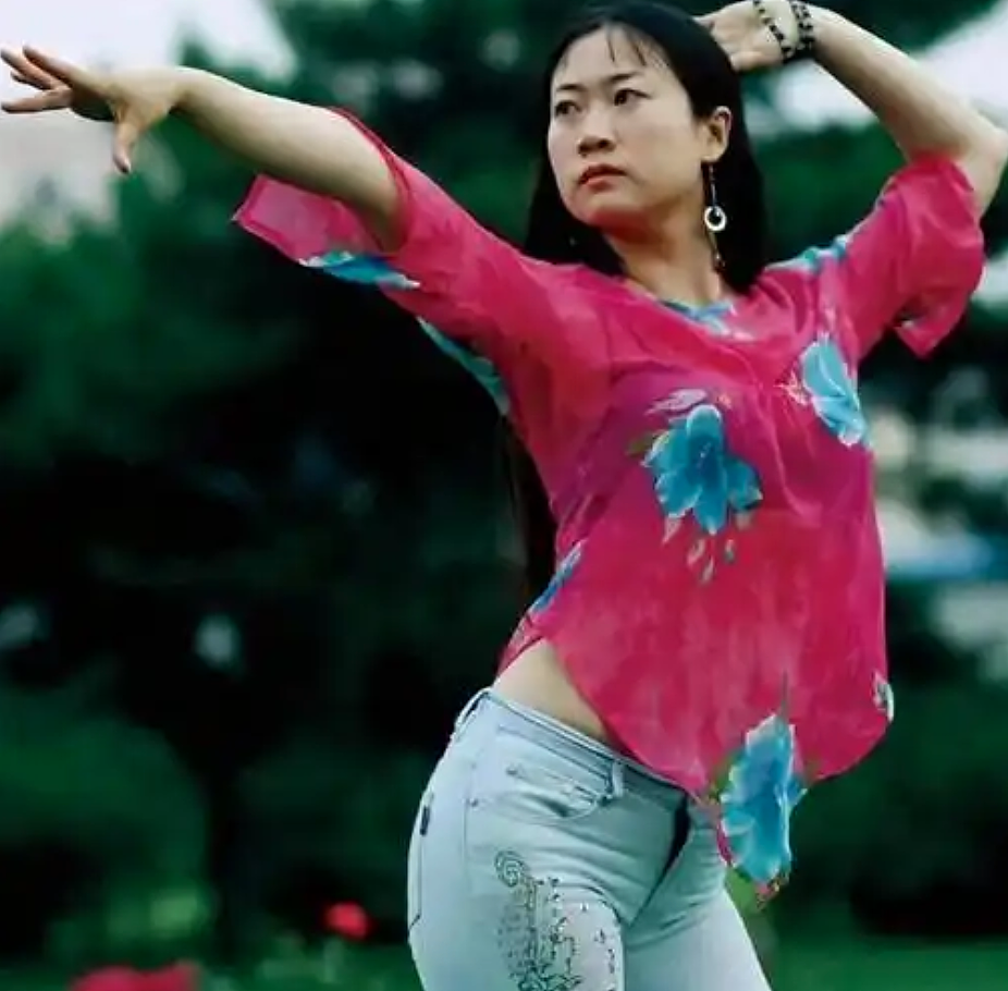 消失多年的“芙蓉姐姐”，从全民嘲讽到身家过亿，她到底经历了什么？（组图） - 2