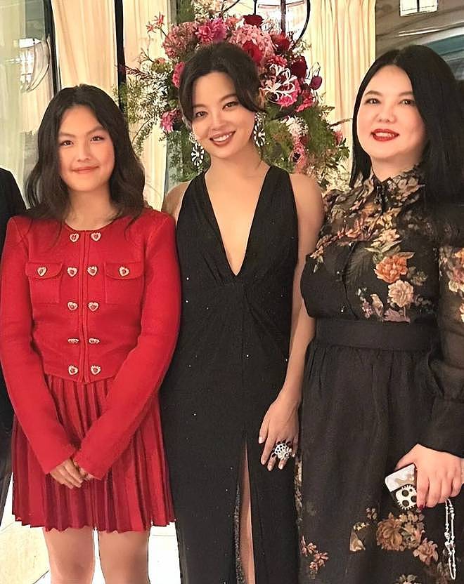 被群嘲身材的李湘：年轻时吃尽颜值红利，但成为富婆靠的还是脑子（组图） - 37