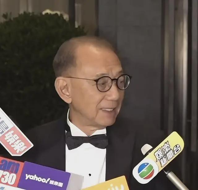 英皇老板设宴庆祝结婚40周年!大半港圈艺人出动,阿娇健康引担忧(组图) - 4
