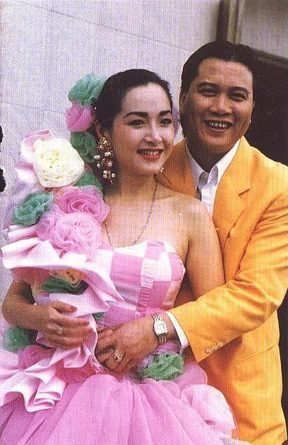 她是“东方梦露”,20岁力压林凤娇成影后,却被骗婚当三房太太,惨遭大房下降头(组图) - 12