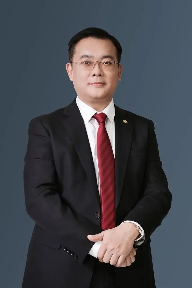 福耀惊天换帅!80岁曹德旺退休,儿子接棒前竟被“流放”美国15年(组图) - 2