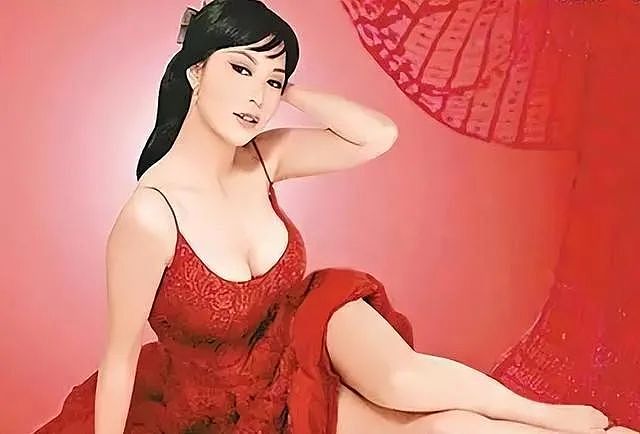第一艳星:退圈,去造卫星(组图) - 4