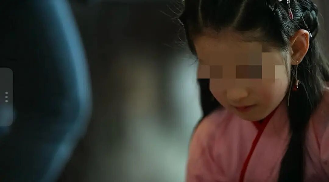 河南女孩在教室被篮球砸中头部后确诊癔症，女孩母亲：为治病借网贷，丈夫去非洲打工（组图） - 2