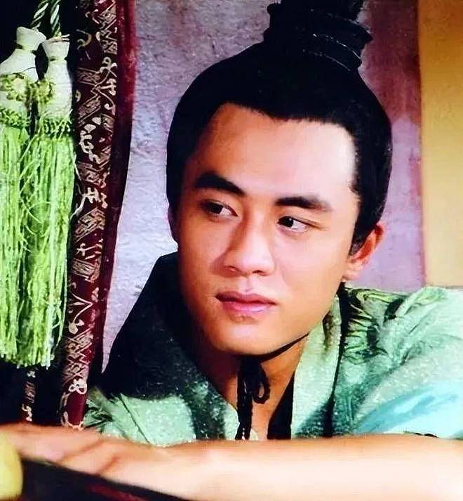 王灿再秀恩爱:如何从18线网红逆袭成杜淳爱妻?流量密码玩明白了(组图) - 16