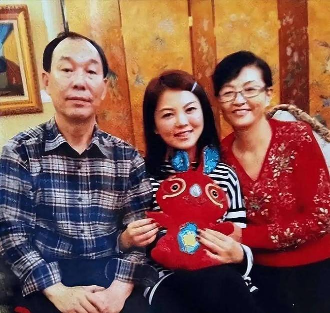 被群嘲身材的李湘：年轻时吃尽颜值红利，但成为富婆靠的还是脑子（组图） - 6