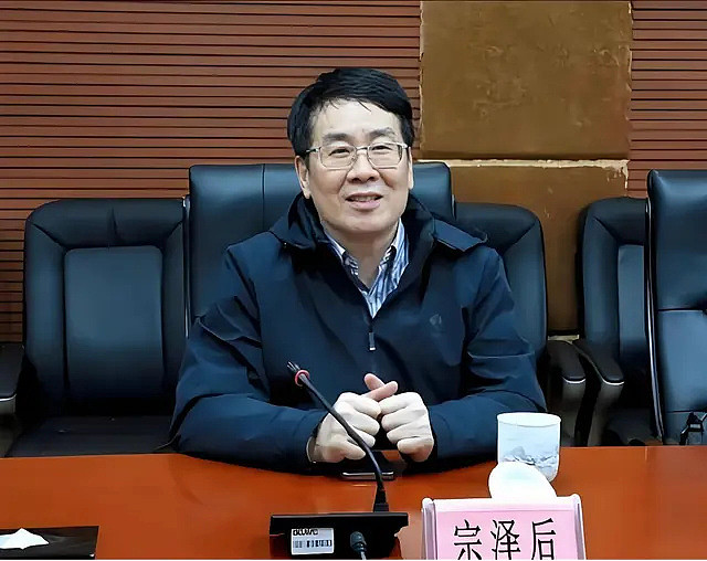 大反转！宗馥莉拿回娃哈哈使用权，亲叔叔宗泽后闹笑话败局已定（组图） - 13
