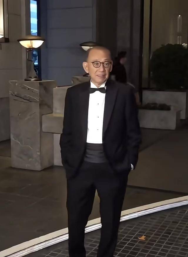 英皇老板设宴庆祝结婚40周年!大半港圈艺人出动(组图) - 1