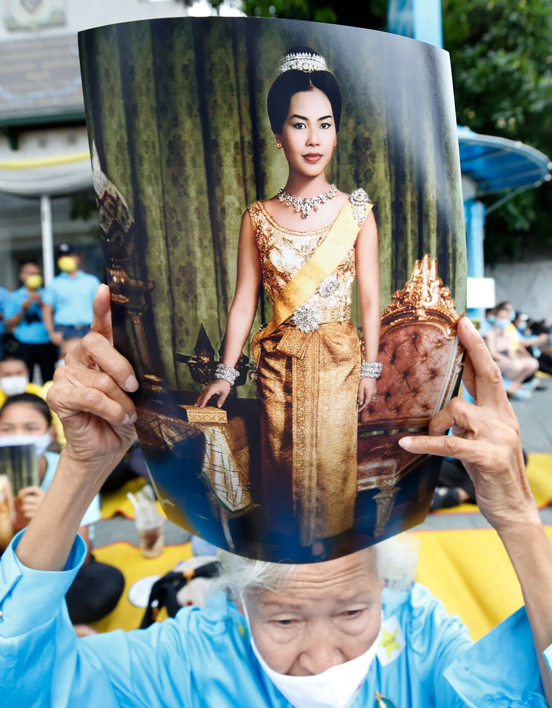93岁泰王太后去世，王室夺嫡大战白热化？大公主昏迷、准太子羽翼未丰，泰王下令全国哀悼1月（组图） - 21
