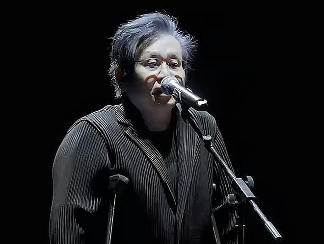 郑智化再次发文吐槽大陆机场,坦言心灰意冷萌生退意,评论区翻车(组图) - 1
