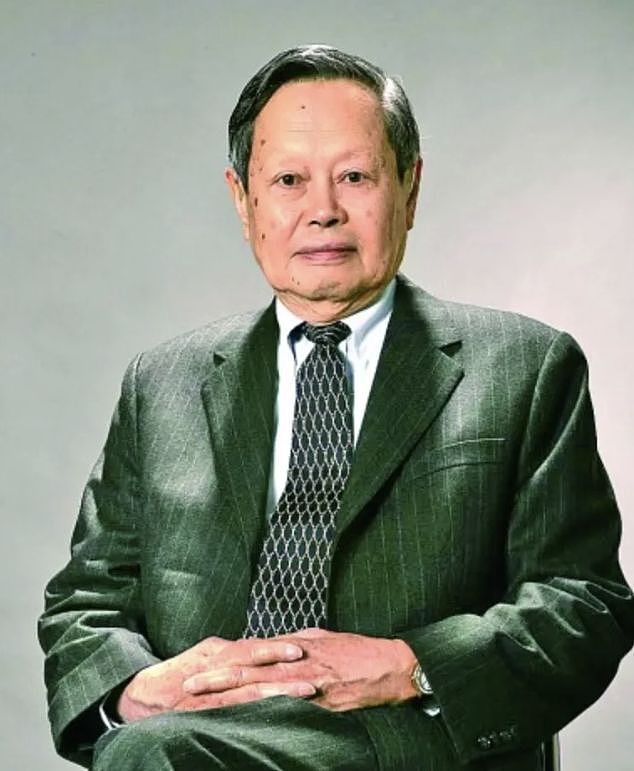 网传杨振宁长子一年前病逝,讣告及悼念照曝光,曾和爱因斯坦合影(组图) - 1