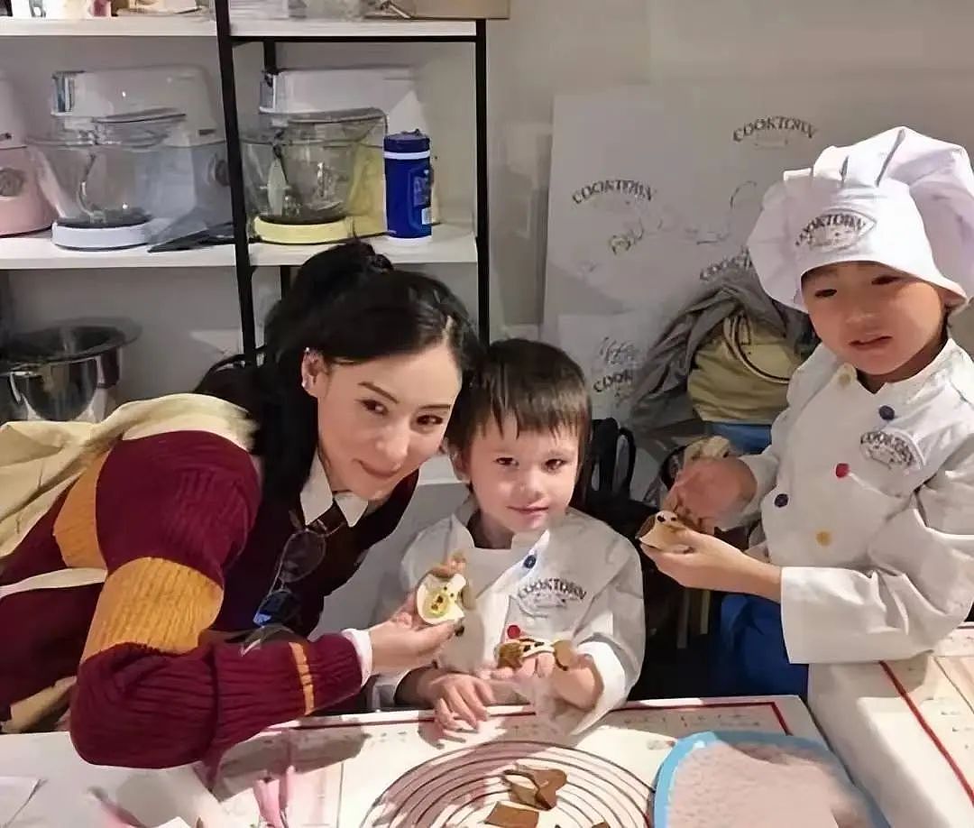 谢霆锋大儿子考上剑桥物理系！张柏芝“伪放养“的背后，才是真正的精英教育...（组图） - 2