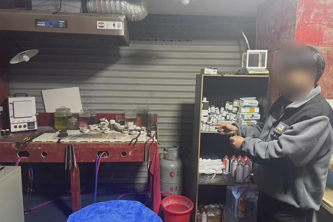 浙江金店老板栽了!755元/克回收金项链,转身亏了数万元!多家金店中招……(视频/组图) - 3