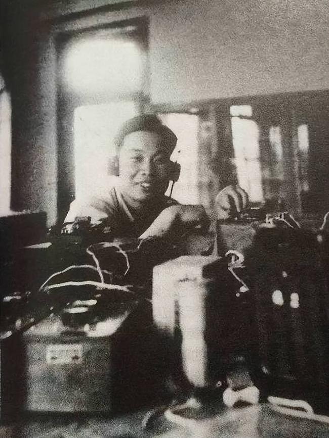 她是与杨振宁合影的绝密女人，美误判放她回国（组图） - 13