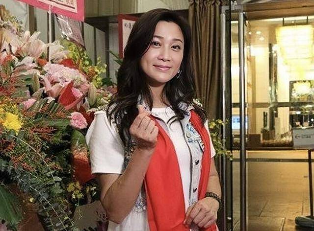 香港知名女星59岁生日，不介意老公婚内出轨（组图） - 8