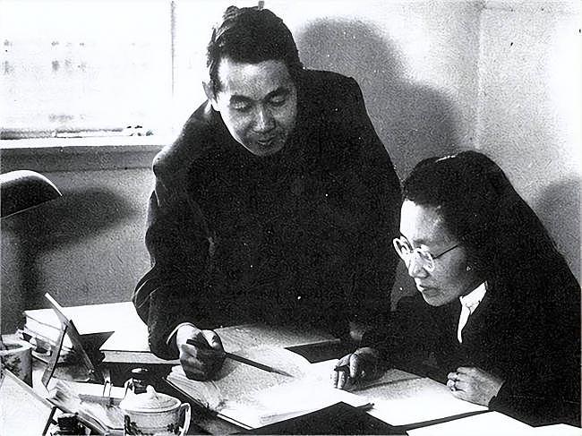 她是与杨振宁合影的绝密女人，美误判放她回国（组图） - 6
