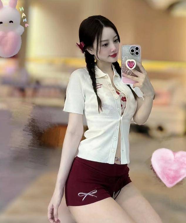 身材真好！42岁李小璐近照曝光，脸上无皱纹全身零赘肉，像小姑娘（组图） - 7