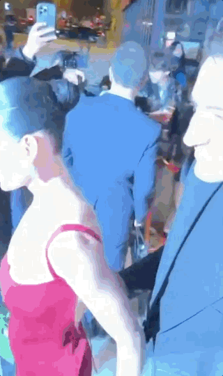 特鲁多官宣恋情,与流行天后十指紧扣现身!前妻发文意味深长…(组图) - 7