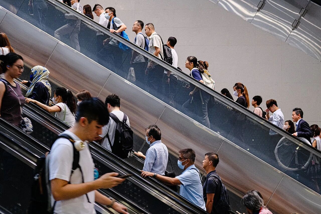 香港高才大撤退(组图) - 1