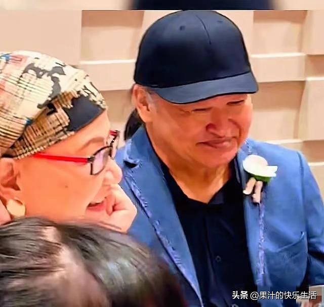 刘欢女儿刘一丝大婚!新郎正脸照曝光,长相老实耐看!二人很般配(组图) - 9