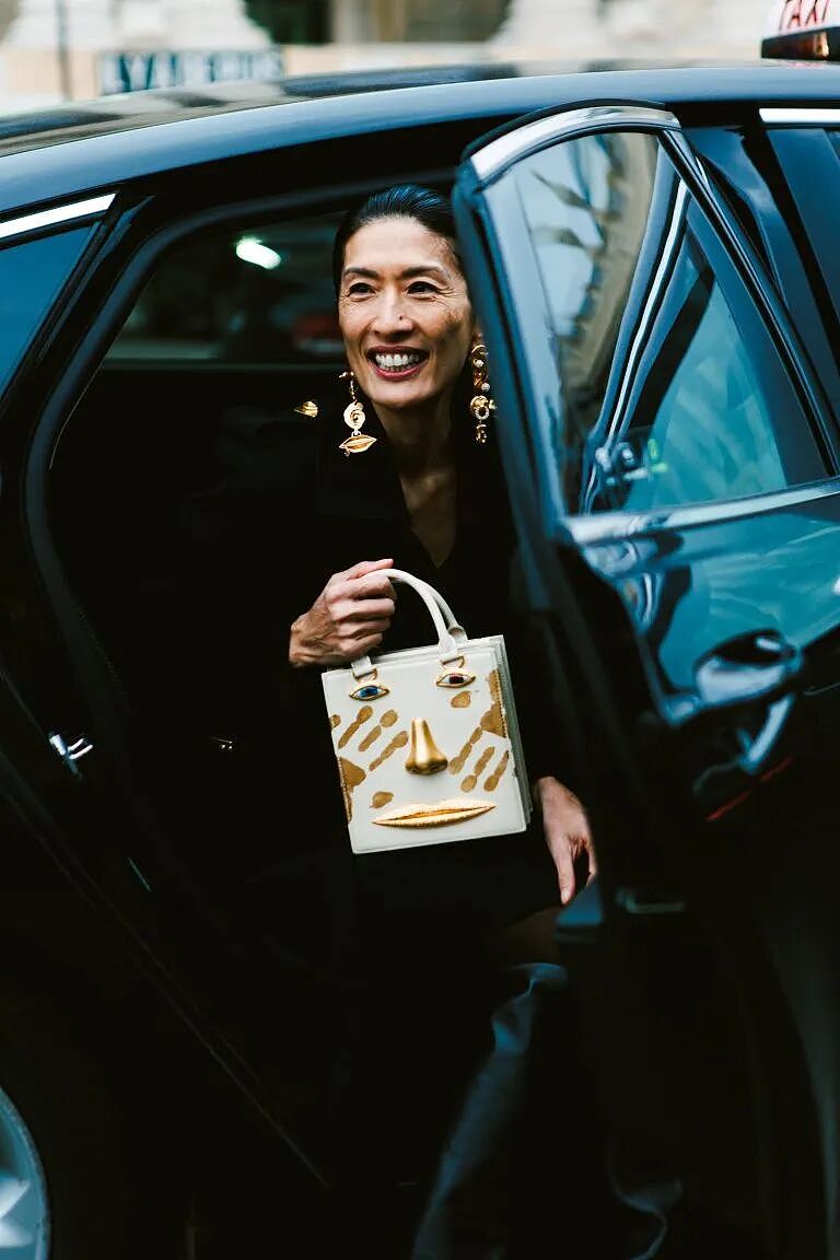 纪梵希家族的中法混血继承人大婚,嫁入欧洲豪门的她一手烂牌打到飞起……(组图) - 37
