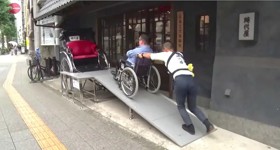 郑智化吐槽深圳机场没人性,真相却反转?邻国日本的无障碍设施,是怎么发展起来的?(组图) - 15