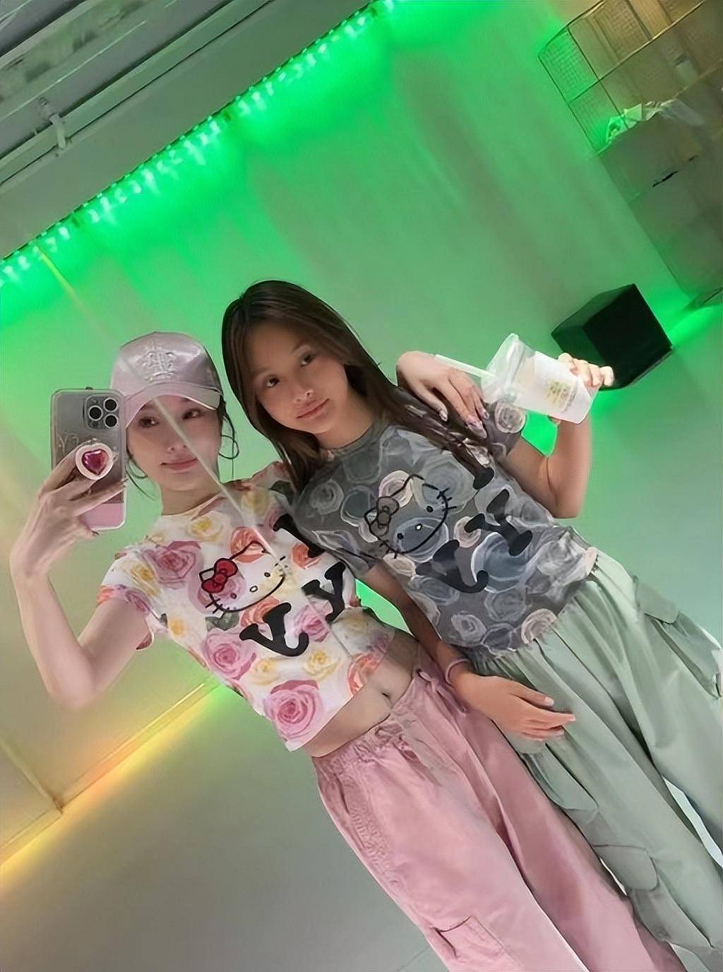 身材真好！42岁李小璐近照曝光，脸上无皱纹全身零赘肉，像小姑娘（组图） - 9