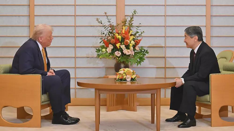 特朗普与日本天皇会面，日媒披露谈话内容（图） - 1