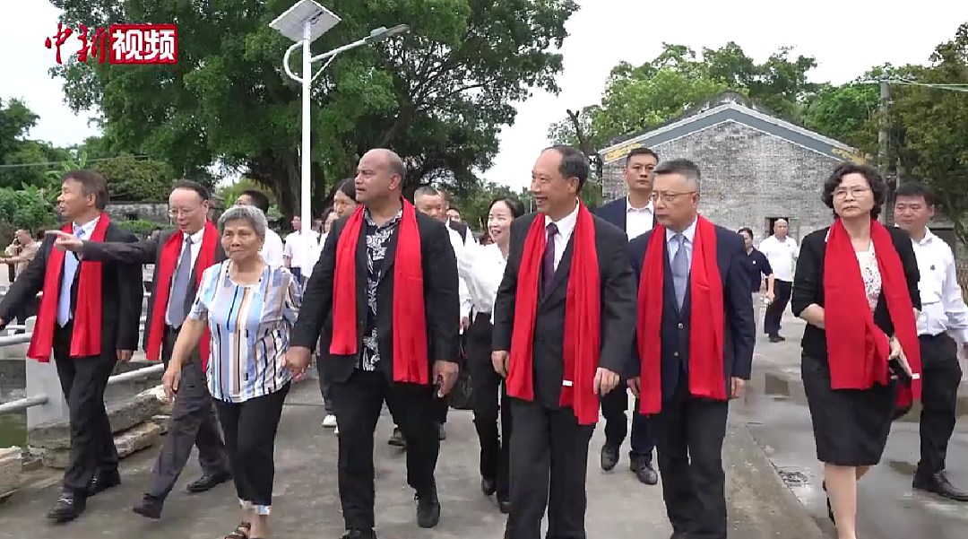 靠近售卖“鸟粪”到澳新两国致富的瑙鲁,广东籍华裔连任总统!刚带4代人回乡,面相很广东(组图) - 5