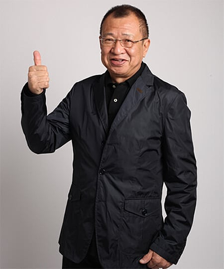 热搜爆了!香港知名男演员去世,众多明星送行(组图) - 13