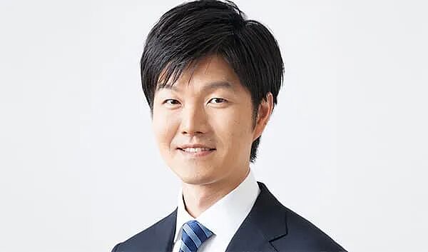 日本新任内阁大臣迷倒大批樱花妹!疯狂示爱夸帅称其是“理想型”,网友:这是真饿了(组图) - 16