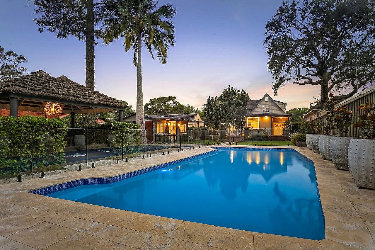 悉尼内西Strathfield双层现代大宅以$527万成交,占地1,195平米(组图) - 4