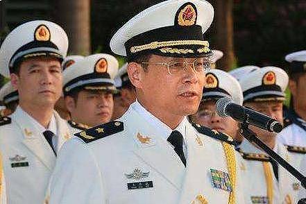 解放军大反腐28上将落马失踪！6成戎装中委缺席四中全会，刮骨疗毒重塑军队（组图） - 8