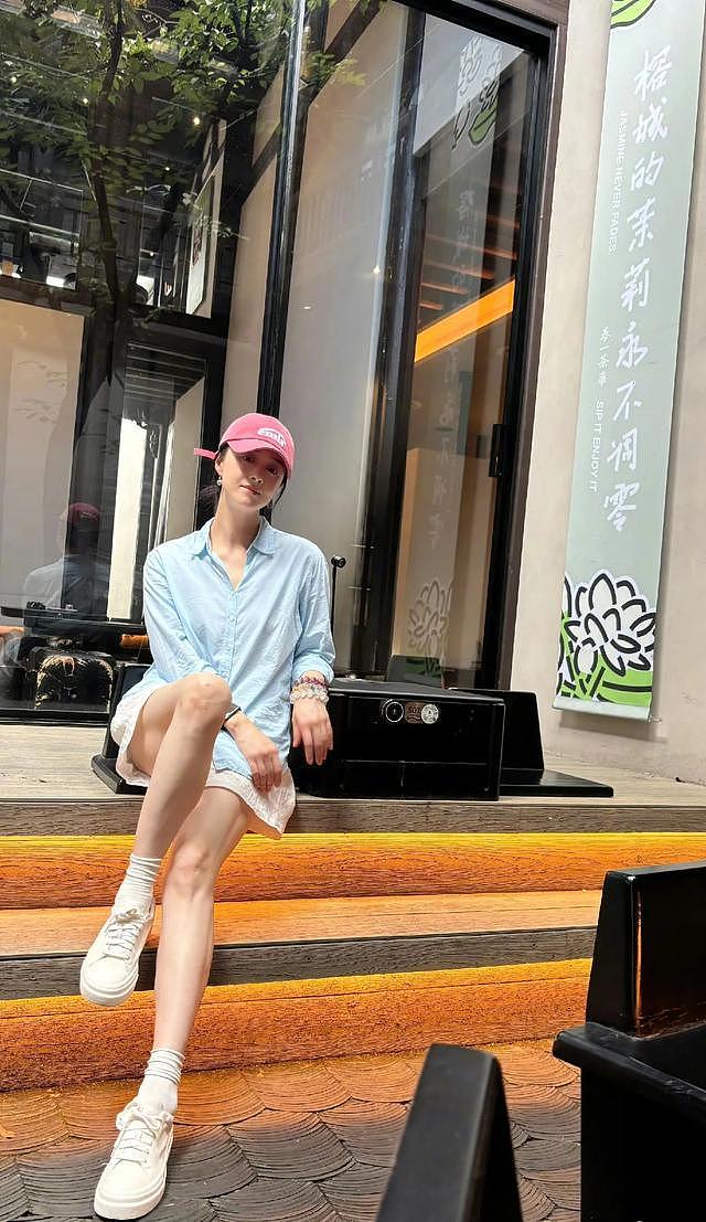 蒋欣被经纪人管控了，一日三餐不能吃肉只吃绿菜，表情痛苦太好笑（组图） - 10