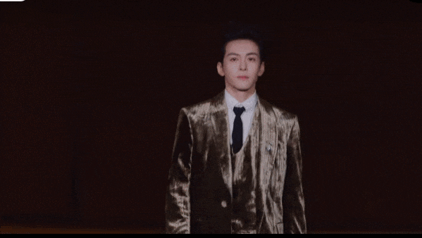 抓马到爆的VOGUE 盛典,被刘亦菲一张生图给救了……(组图) - 19