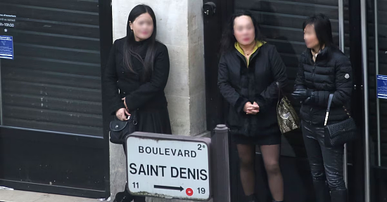欧洲犯罪份子盯上中国妓女，掐脖子抢现金！中国妓女在欧洲的生存和收入状态调查（组图） - 4